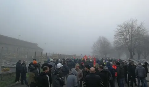NAO : les salariés d'Aubert et Duval Pamiers bloquent l'usine