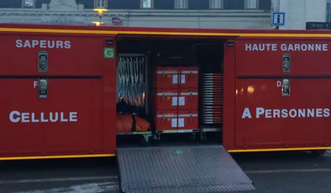 Important incendie à Toulouse : des victimes obligées de sauter...