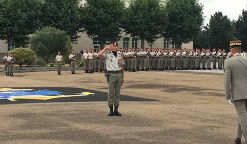 Passation de commandement au 8iè Rpima de Castres