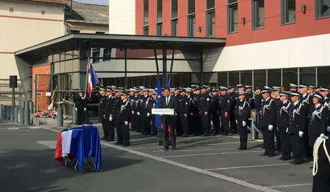 Hommage national: émotion au commissariat d'Albi pour Marlène CASTANG