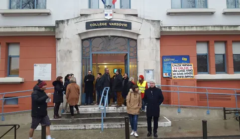 Les enseignants manifestent leur colère