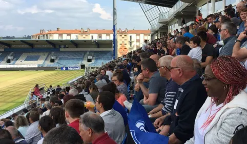 Castres élimine Toulouse et file en demi-finale 