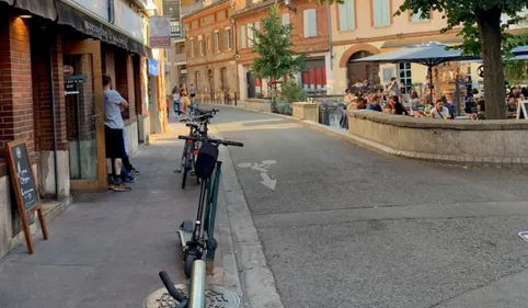 Toulouse : une centaine de bars et restaurants dénoncent le...