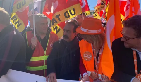 Albi. Plus de 50 000 manifestants selon les syndicats, 10 000 selon...