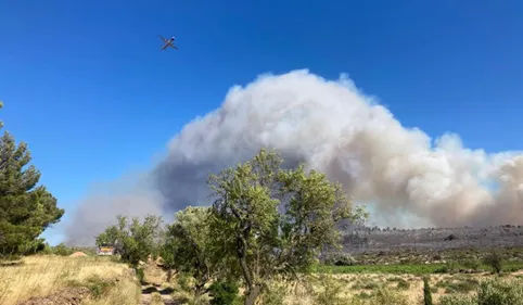 L'incendie qui ravagé près de 1100 hectares repart à Opoul, Gérald...