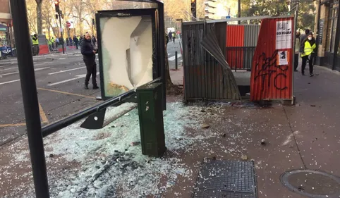 Débat 100% - Faut-il interdire les manifestations en centre-ville...