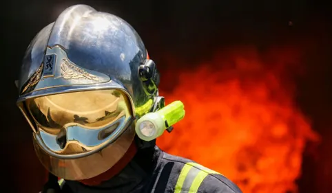 Tarn. Incendie en cours sur Anglès, un bâtiment agricole totalement...