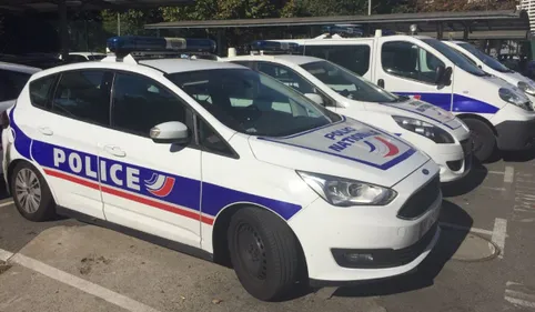 Les syndicats de police atterrés par les annonces de Christophe...