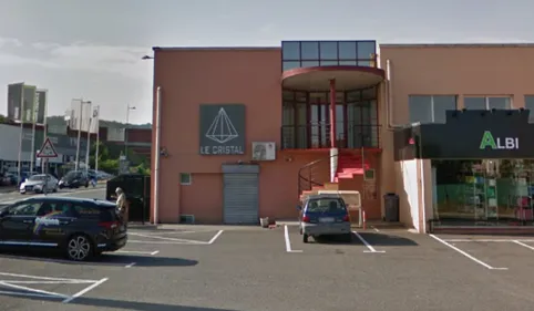 Albi : des clients du "Cristal" tailladés au cutter par le portier