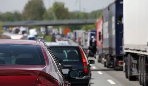 Villeneuve-de-la-Raho : des caravanes bloquent la circulation