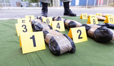 INFO 100% - 2 tonnes de drogue découvertes après la saisie record...