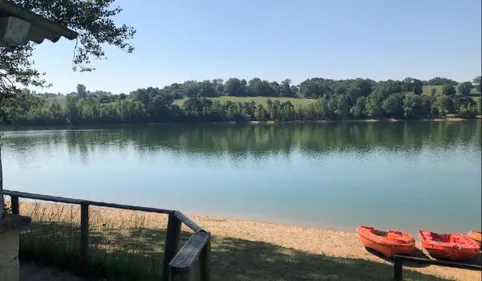 Il est interdit de faire un "plouf" au lac de la Roucarié