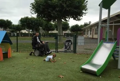 Antoine veut une maison pour sa famille