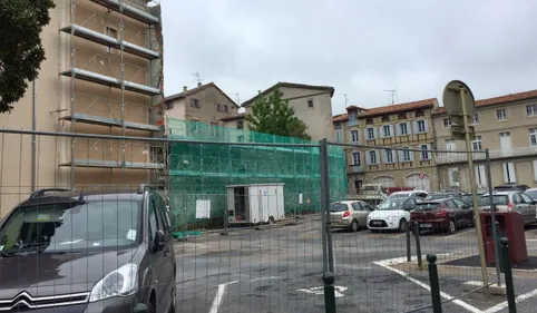 Nouvelle place à Castres