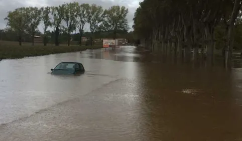 Inondations : le bilan s'alourdit à 14 morts