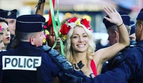 4 Femen seins nus interpellées à Toulouse pour troubles des...