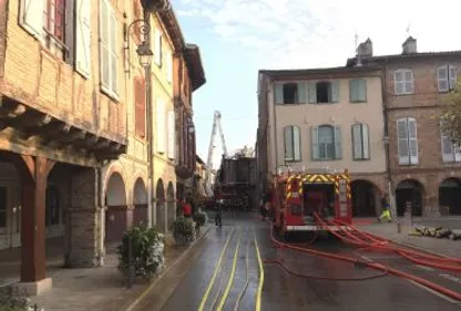 Violent incendie à Lisle-sur-Tarn