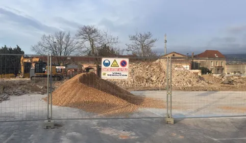 Changement de décor à l'Intermarché d'Aussillon