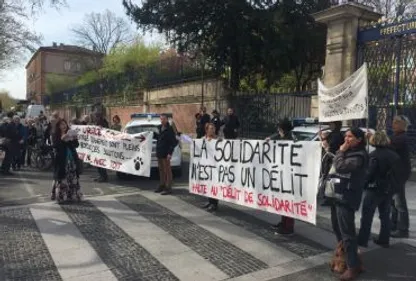 Fin de squat à Albi: manifestation