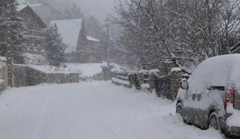 Coupures d'électricité, routes coupées : le point sur la tempête...