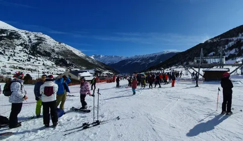 Les stations de ski catalanes dans l’attente du feu vert du...