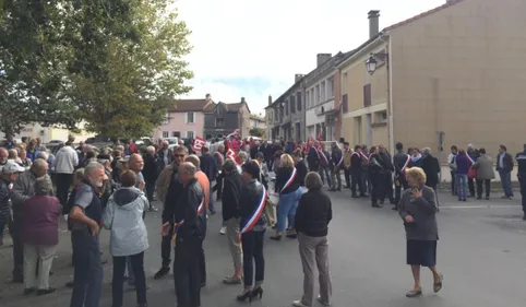 Valence d'Albi: mobilisation pour les trésoreries