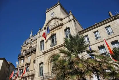Béziers : Robert Ménard persiste et signe