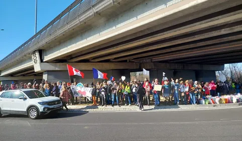 Le grand départ pour le convoi de la liberté au rond-point de...