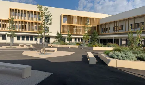 Nouveaux collèges de banlieue à Toulouse : "les établissements...