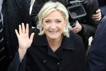 Marine Le Pen à Loubersan