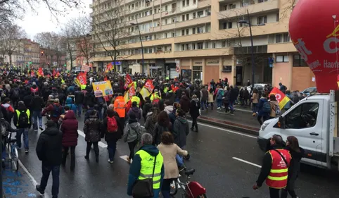 Mobilisation monstre dans la région contre la réforme des retraites 