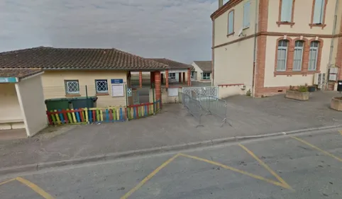 Tarn-et-Garonne : un arbre chute dans une école de Bessens, 2...