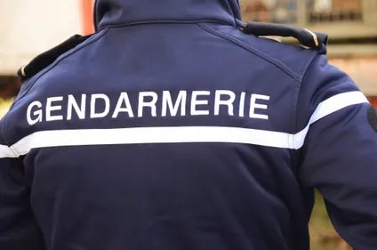 Hommage aux professeurs tués perturbé : un enfant entendu par les...