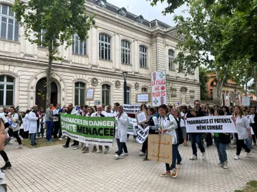 Grève Historique des Pharmaciens à Toulouse : Un cri d'alerte pour...