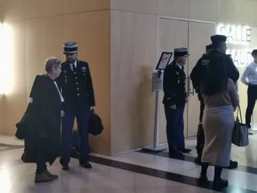 Attentats de Trèbes et Carcassonne. Arnaud Beltrame est "mort au...