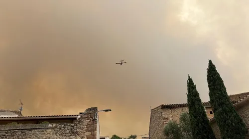 AUDE: le giga incendie est désormais fixé dans les Corbières,...
