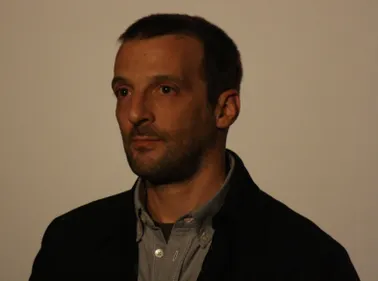 "Je me suis pété le fémur", Mathieu Kassovitz donne de ses...