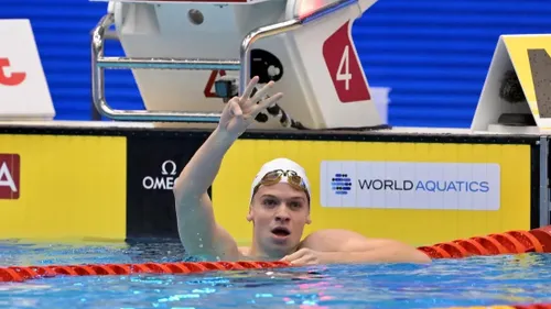 Toulouse: le roi des bassins Léon Marchand pulvérise le record du...