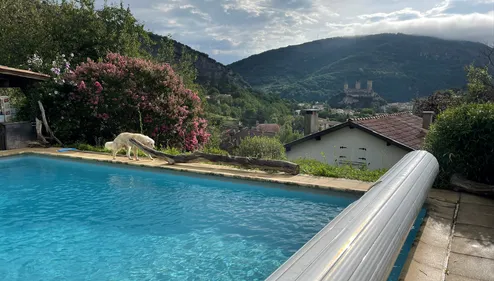 Ariège. Elle ouvre sa piscine à ceux qui n'en ont pas