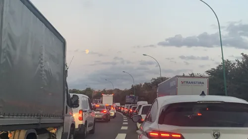 Pourquoi 1 heure d'embouteillages lundi soir sur le périph'...