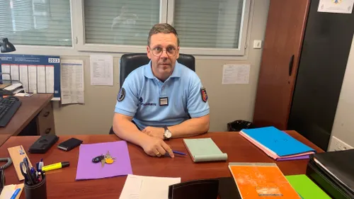 Rompu au renseignement criminel et à l'ordre public, Bernard Perrot...