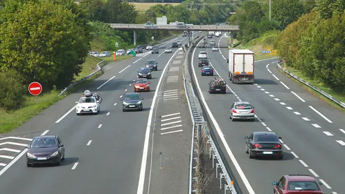 Autoroute Castres-Toulouse. Sur le terrain, la tension monte autour...