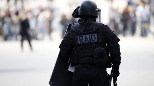 INFO 100%. Toulouse : le Raid en renfort pour un forcené retranché...