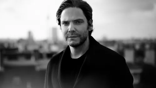 L'acteur allemand Daniel Brühl arrive à Strasbourg ! 