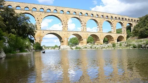 Le Pont du Gard accueille cette semaine plusieurs compétitions...