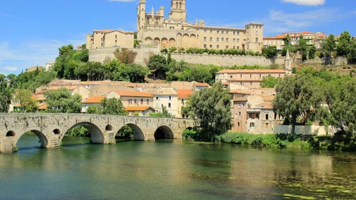 City trip en Occitanie : Cartoville lance un guide spécial Béziers