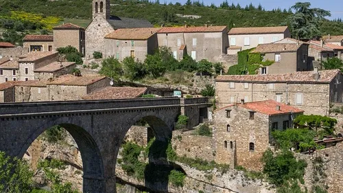 Hérault : Minerve et les gorges du Brian et de la Cesse en une...