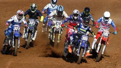 Vivez l'adrénaline du Supercross à Saint-Thibéry