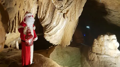 Gard : la grotte de Trabuc se transforme en caverne du père Noël