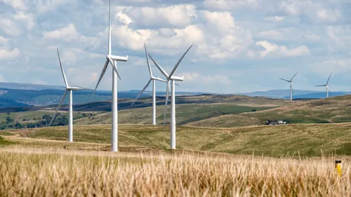 Les éoliennes de Bernagues bientôt démolies, une première